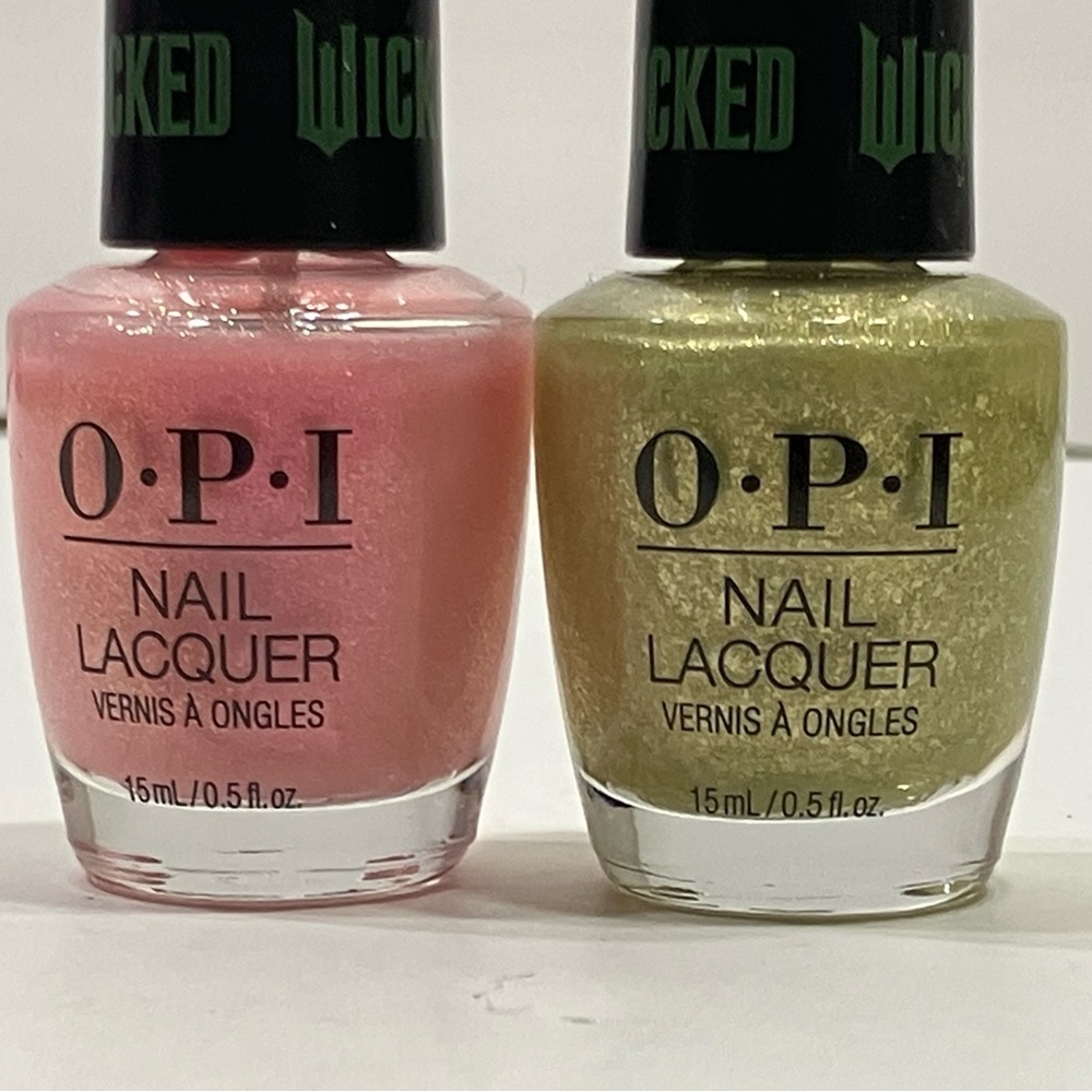 OPI Ga-Linda/Oz-Mazing polish